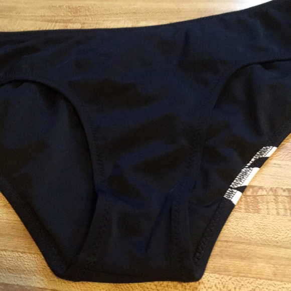 Victoria’s secret totally beachin bikini bottom m - Picture 3 of 8